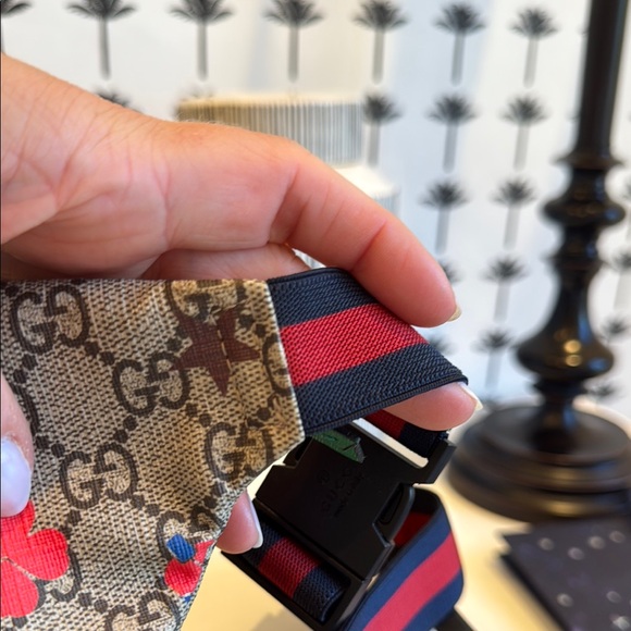 Gucci GG Supreme Ranch Belt Bag - Picture 8 of 14